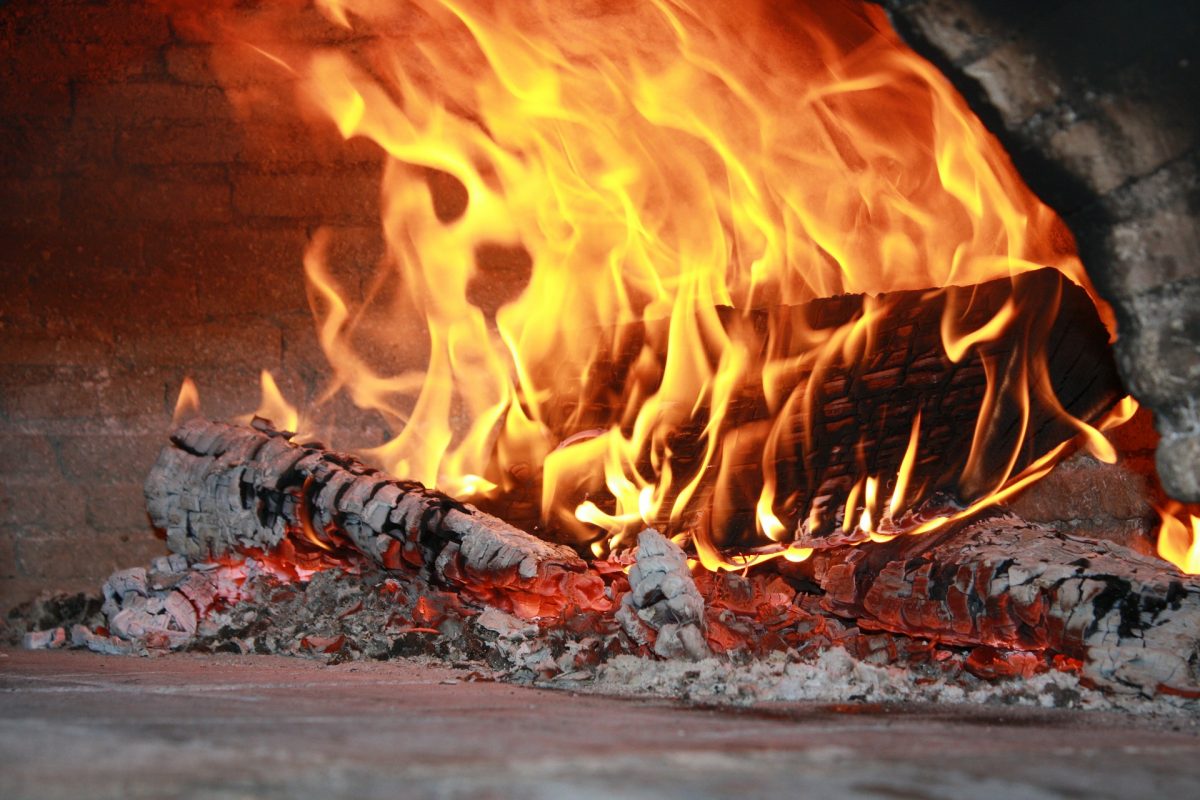 fire 47438 1920 1200x800 (1)